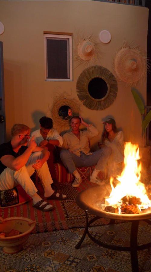 Tamraght Playa Del Sol Surf House 호스텔 외부 사진
