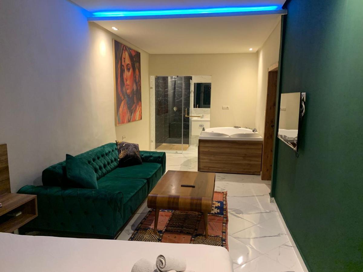 Tamraght Playa Del Sol Surf House 호스텔 외부 사진