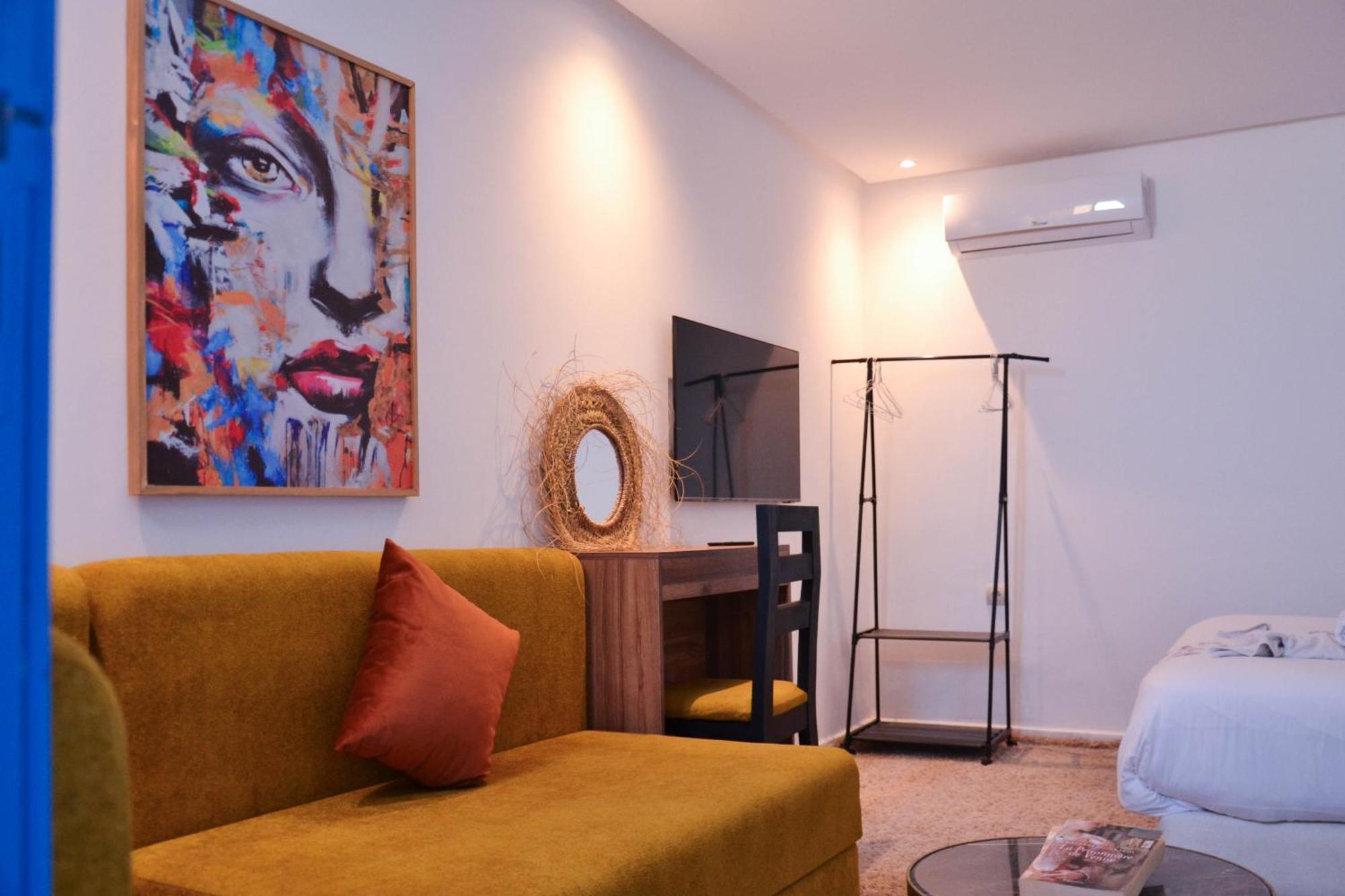 Tamraght Playa Del Sol Surf House 호스텔 외부 사진