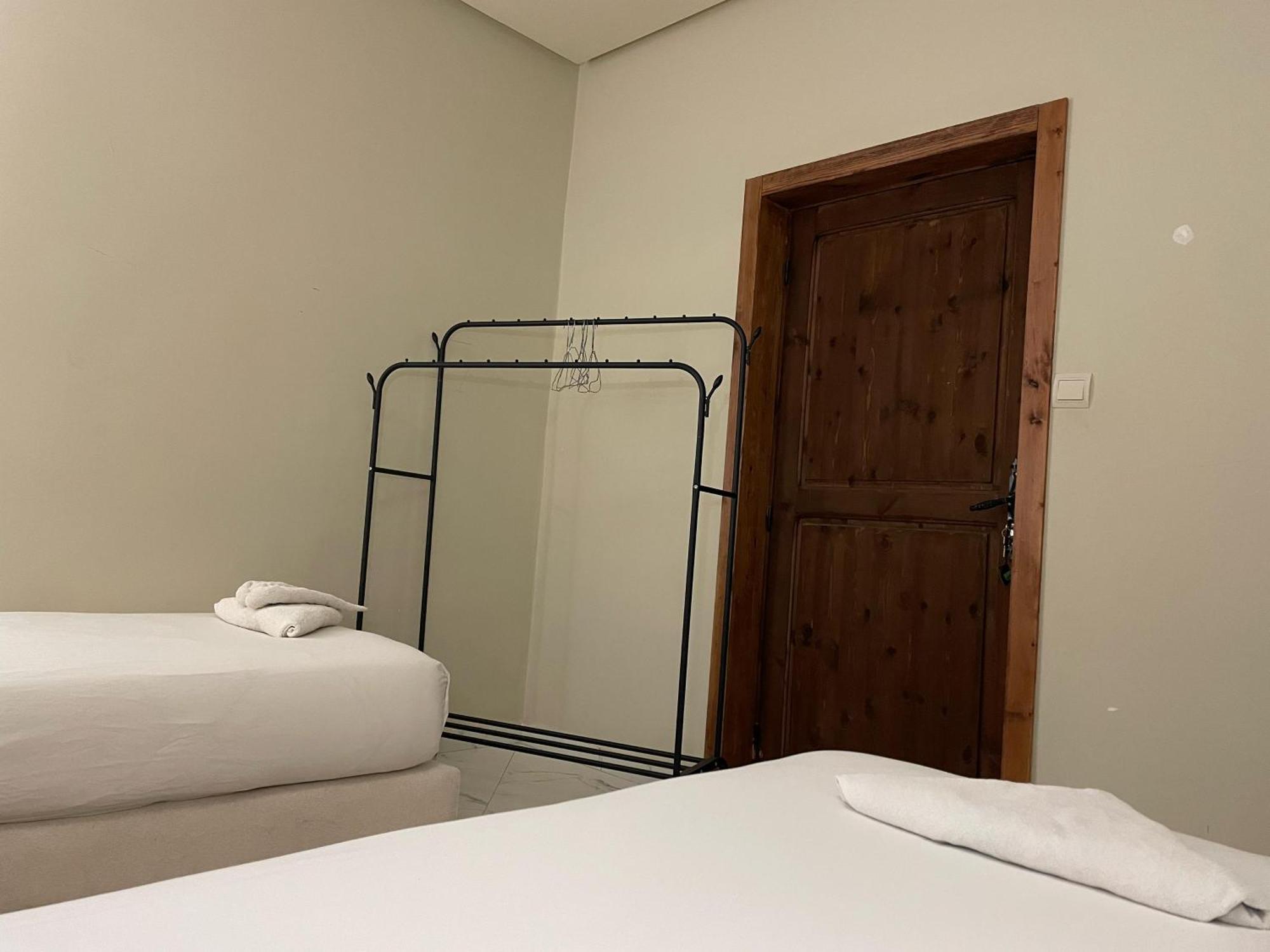 Tamraght Playa Del Sol Surf House 호스텔 외부 사진